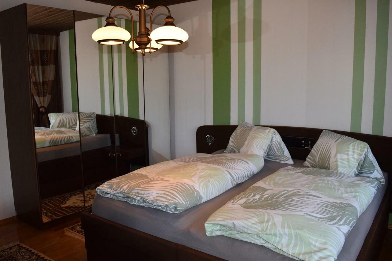 Ferienwohnung Hofer Rangersdorf エクステリア 写真
